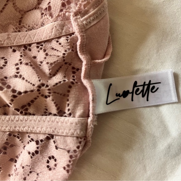 Luvlette Pink Lace Stretch Bra Large, Bralette Convertible - Picture 5 of 11